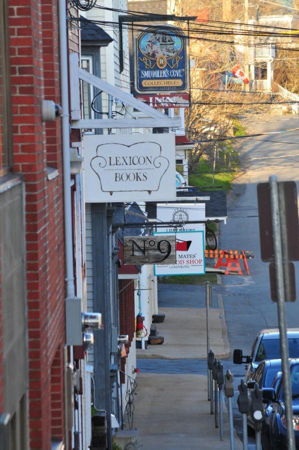 Smugglers Cove Inn Lunenburg Luaran gambar