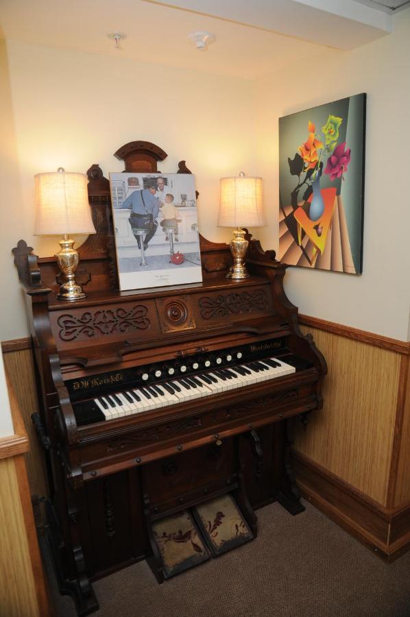 Smugglers Cove Inn Lunenburg Luaran gambar
