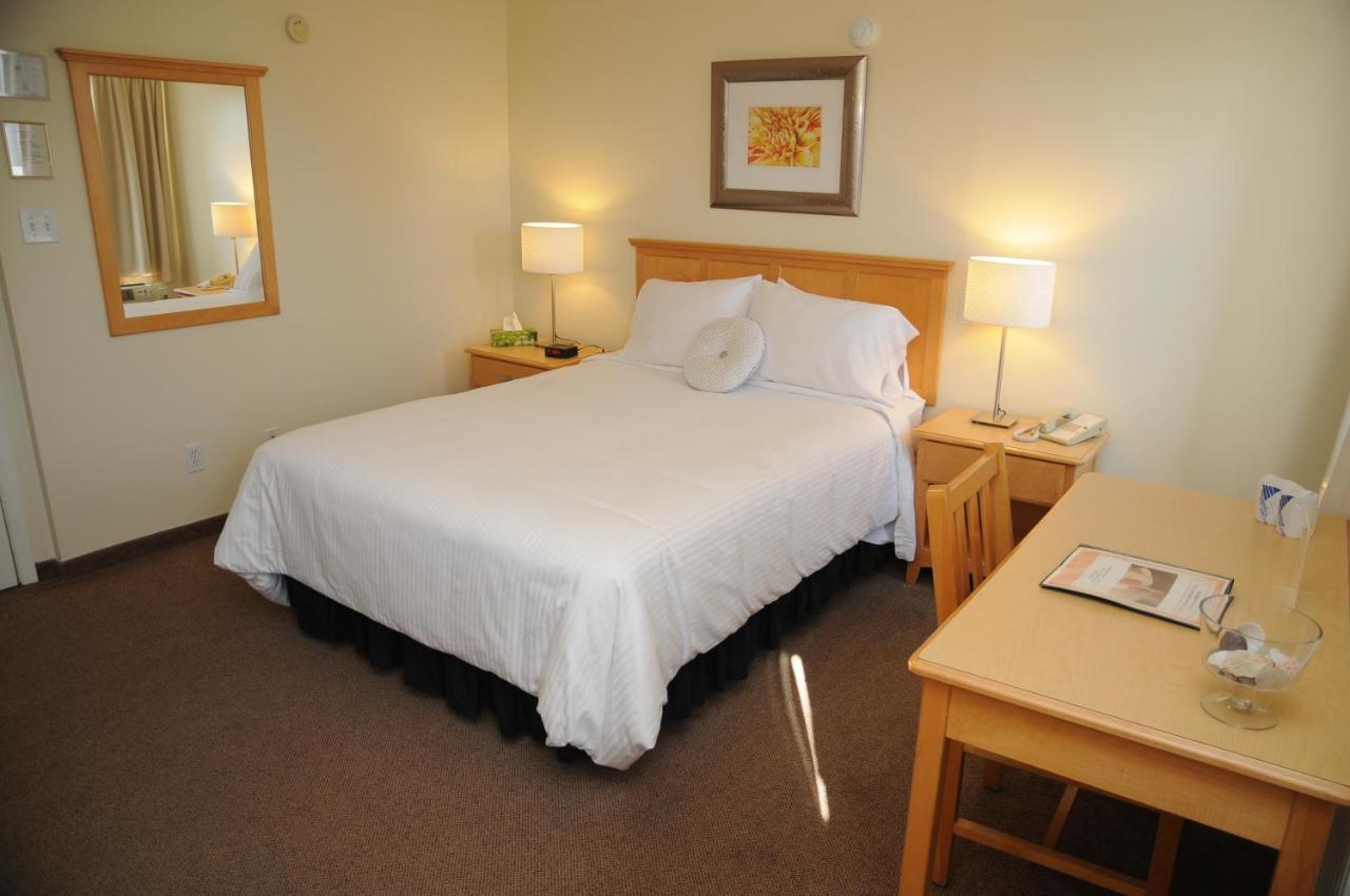 Smugglers Cove Inn Lunenburg Luaran gambar