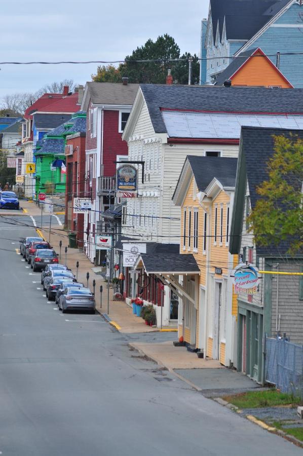 Smugglers Cove Inn Lunenburg Luaran gambar